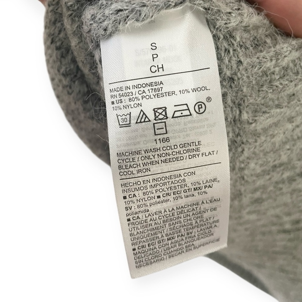 Old Navy Fair Isle Sweater Womens Small Gray Nordic Wool Mock Neck Heritage cozy - Picture 3 of 5